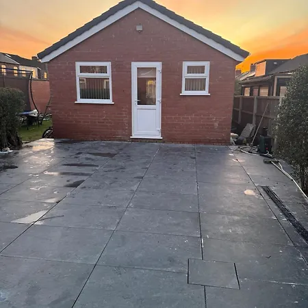 Sindhu Luxury Apartment Manchester