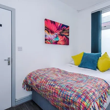 Luxury 3br En-suite, Near *