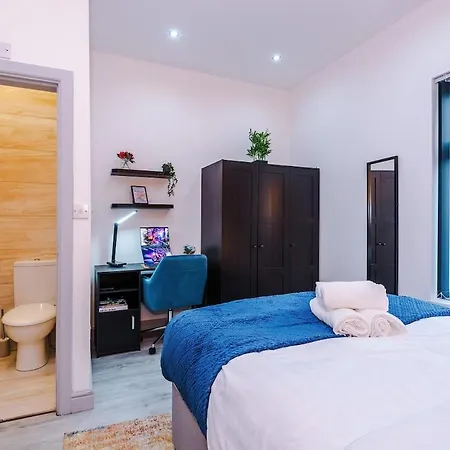 Luxury 3br En-suite, Near Manchester