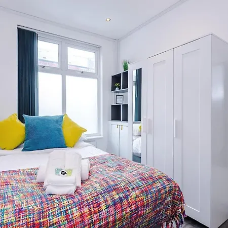 Luxury 3br En-suite, Near