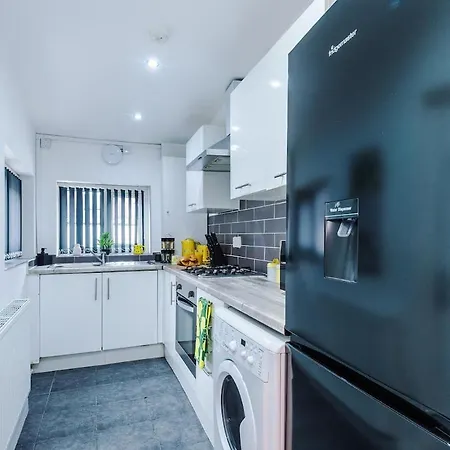 Holiday home Luxury 3br En-suite, Near
