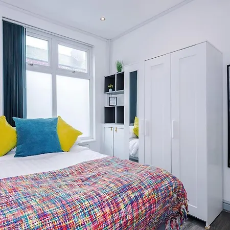 Nyaraló Luxury 3br En-suite, Near Manchester