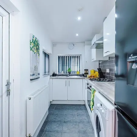 Luxury 3br En-suite, Near