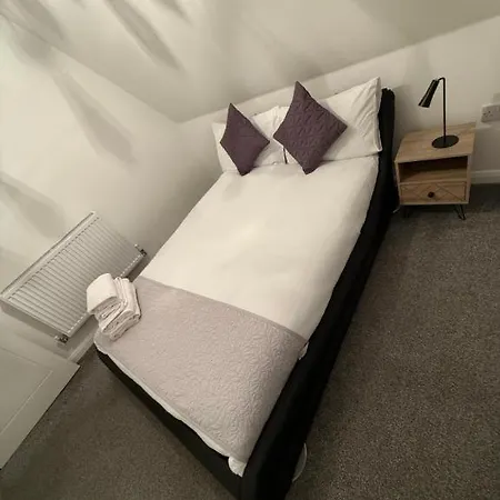 Apartahotel Roomz 247 *