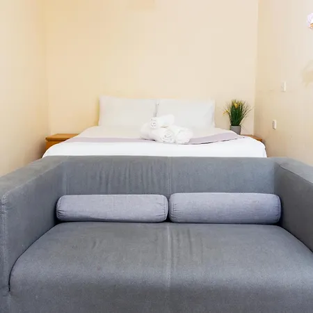 Cosy Stretford In A Prime Location Апартаменты *