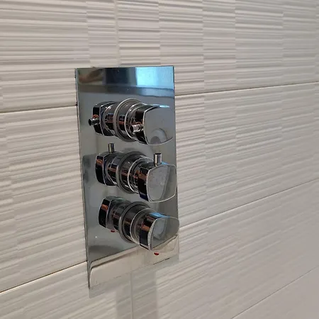 Spacious Homely Manchester City Stay Near Ao Arena And Shopping Centre With 500Mbps Internet & Netflix דירה מנצ'סטר