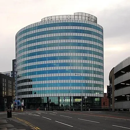 Apartment-free Parking With Terrace-gym Manchester