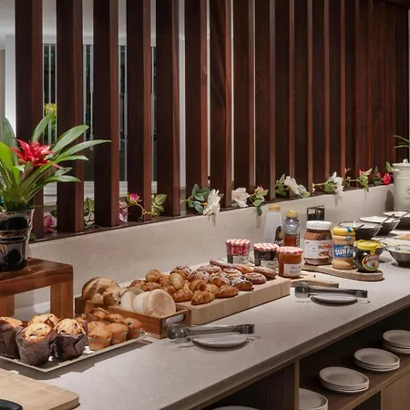Delta By Marriott Manchester Airport Hotel 4*