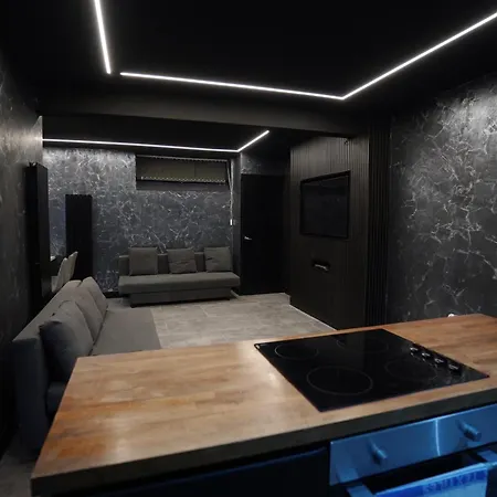 Apartment Nero Sleeps Fourteen Manchester