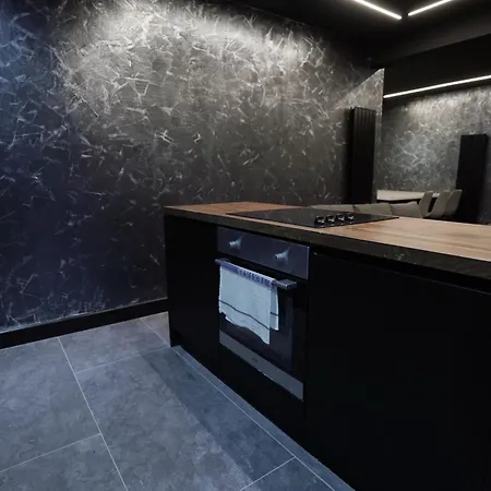 Nero Sleeps Fourteen Apartment Manchester