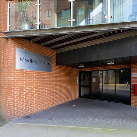 The Elegant 2 Bed Ensuite Flat In Deansgate Apartment Manchester