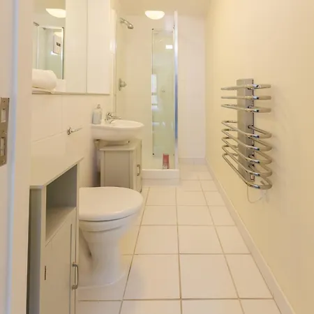 The Elegant 2 Bed Ensuite Flat In Deansgate Apartment Manchester