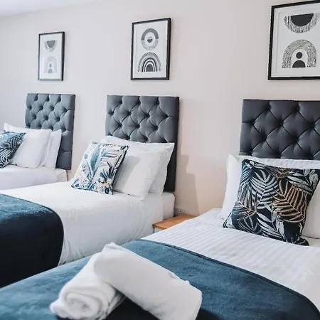 2 Bed 2 Bath Close To Ctre Sleeps 5 -free Parking