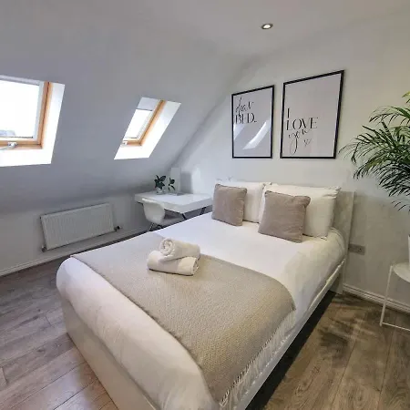 3 Bedroom Near Centre By Superhost Дом отдыха Манчестер