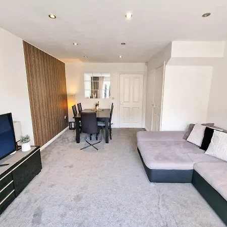 3 Bedroom Near Centre By Superhost Дом отдыха