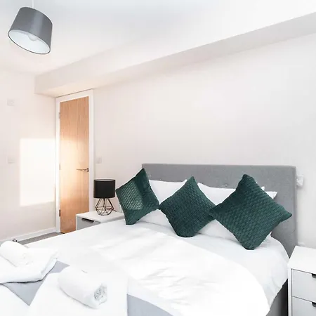 Apartment Fabulous 2 Bedroom Manchester