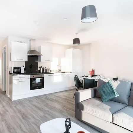 Fabulous 2 Bedroom מנצ'סטר