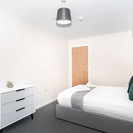 Fabulous 2 Bedroom * מנצ'סטר