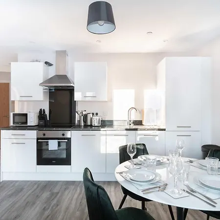 Fabulous 2 Bedroom דירה מנצ'סטר