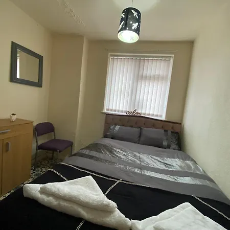 Png - Abernant Shared Facilities Mánchester