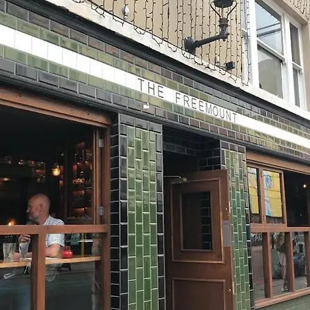 Superhost - Stunning Centre Penthouse Over Two Floors Apartment Manchester