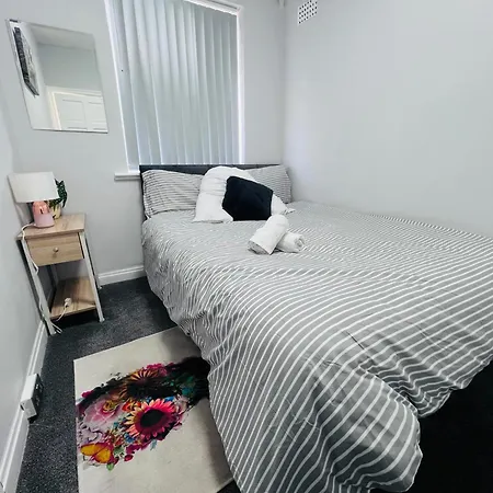 Cosy House Trafford *