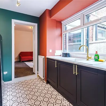 Chic & Modern Escape