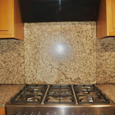 The Church E * マンチェスター