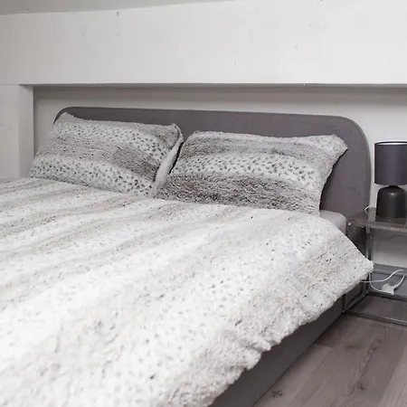 The Grey Mansion Дом отдыха