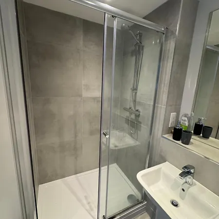 Luxury 2 Bedrooms マンチェスター