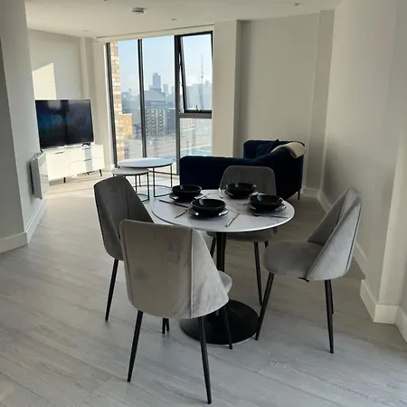 Luxury 2 Bedrooms マンチェスター
