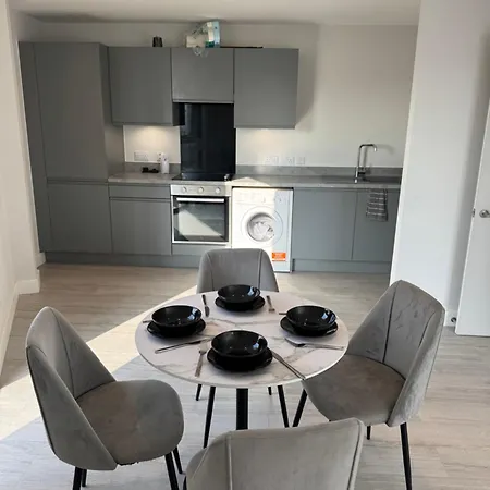 アパート Luxury 2 Bedrooms *