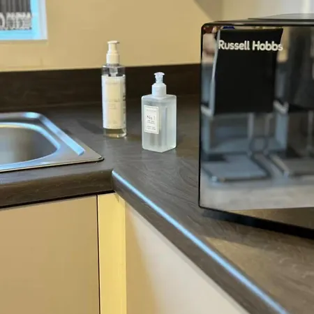 Holiday home Stylish House Retreat In Manchester