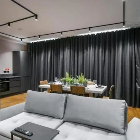 アパート Manhattan At The Heim Residences *