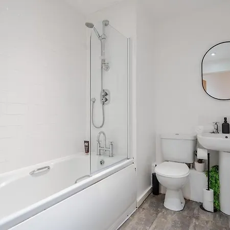 Luxury 2 Bed Centre Free Parking Apartment Manchester