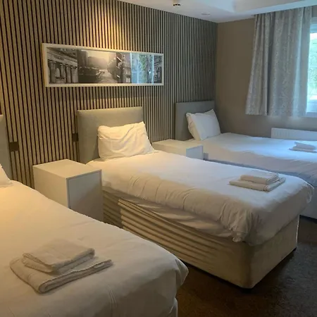 Airport & Spa Manchester Hotel 3*