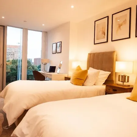 Luxurious Flat In * Manchester