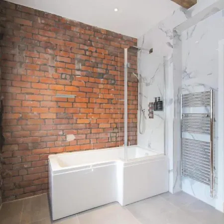 Aria At The Heim מנצ'סטר