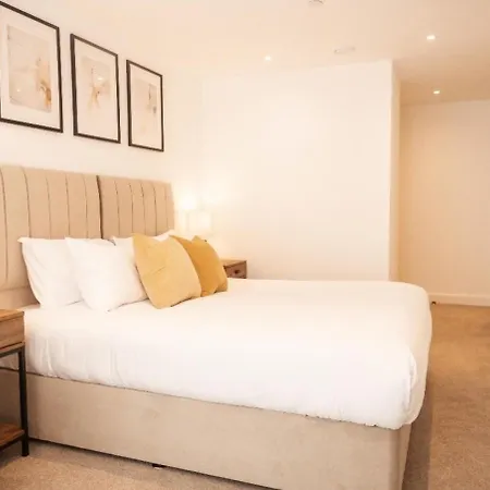 Luxurious Flat In * Manchester
