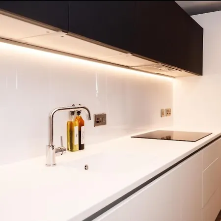 Apartment Luxurious Flat In Manchester