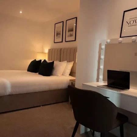 Luxurious Flat In Manchester