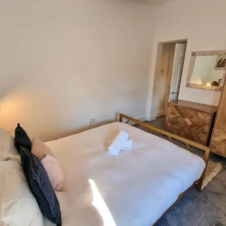Apartmán 1 Bed Chorlton Flat Free Parking *