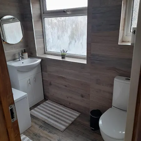 Luxury Family 3 Bedroom House -