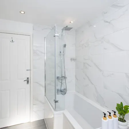 Manchester, Centre, House, Parking, Garden, M60 Vakantiehuis *