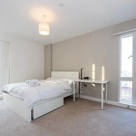 2 Bed Flat In Centre Near Oxford Road O2 Ritz アパート マンチェスター