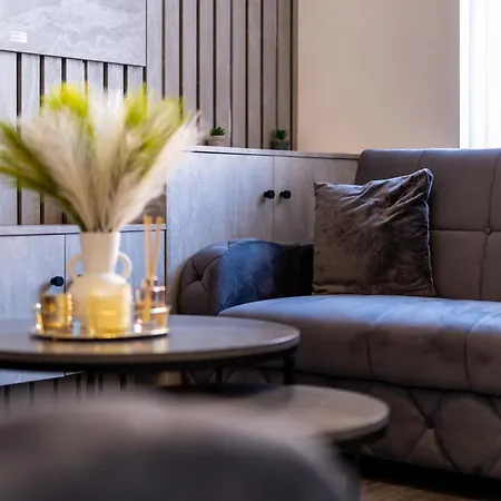 Etihad, Coop Live, Old Trafford With Free Parking Dom wakacyjny *