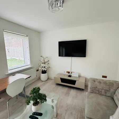 Alloggio in famiglia Modern New Built Kingsize Center *