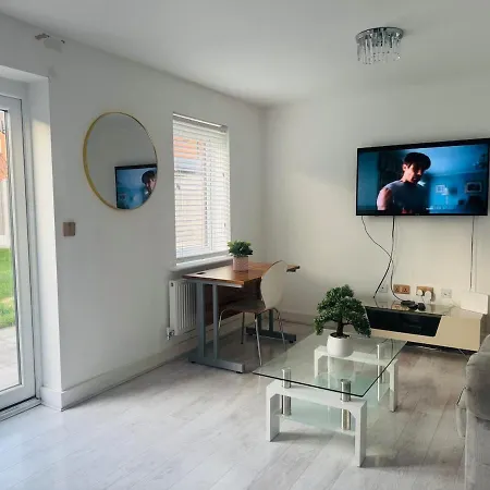 Holiday home Modern Lux New Built House In Ancoats Free Wifi Parking Manchester
