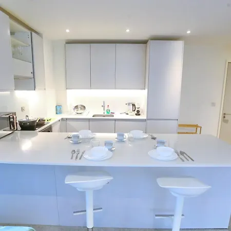 Pass The Keys Flat With Balcony Mins From Manc Hotspots Apartmán *