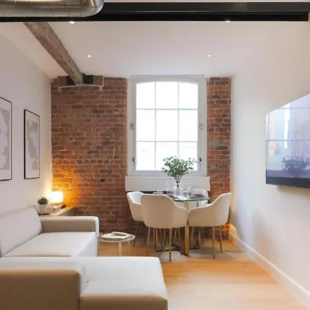 Aria At The Heim Apartment *